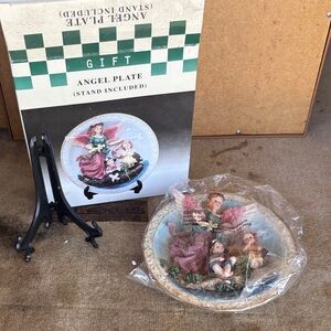 Angel Plate with Stand